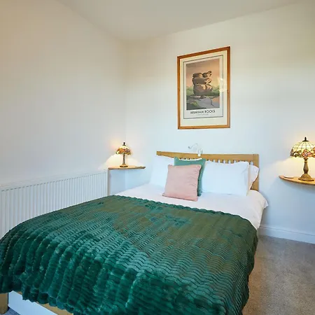 House Near Train Station, Castle, River And Shipton's Cave * Knaresborough